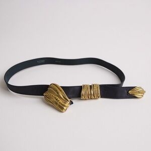 ESCADA Vintage Gold Ornate Buckle Deep Purple Leather Belt Italy Neutral Luxury